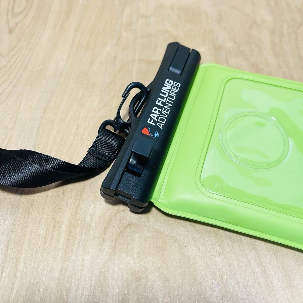 Waterproof Outdoor‎ Adventures Cushioned Dry Pouch Bag Phone Protection New
